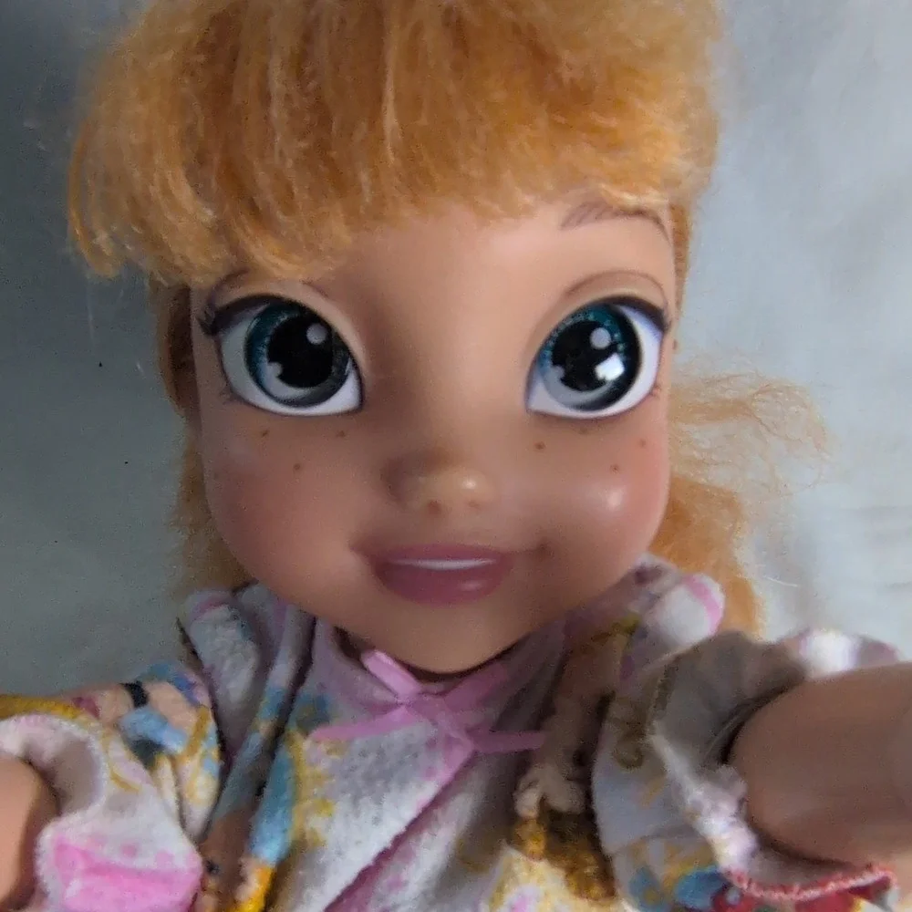 Disney Princess 14 in Play Doll Blonde Wavy Hair Nightgown Outfit